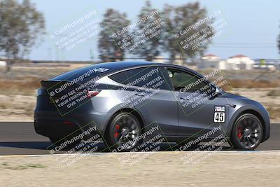 media/Nov-08-2025-Speed Ventures (Sat) [[1c7a6332f5]]/TC B/Session 2 (Turn 2)/